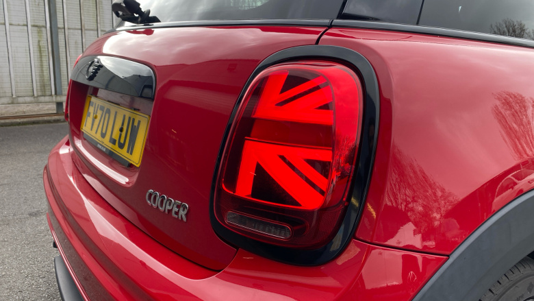 MINI Hatchback 1.5 Cooper Sport II 3dr Auto Petrol Hatchback